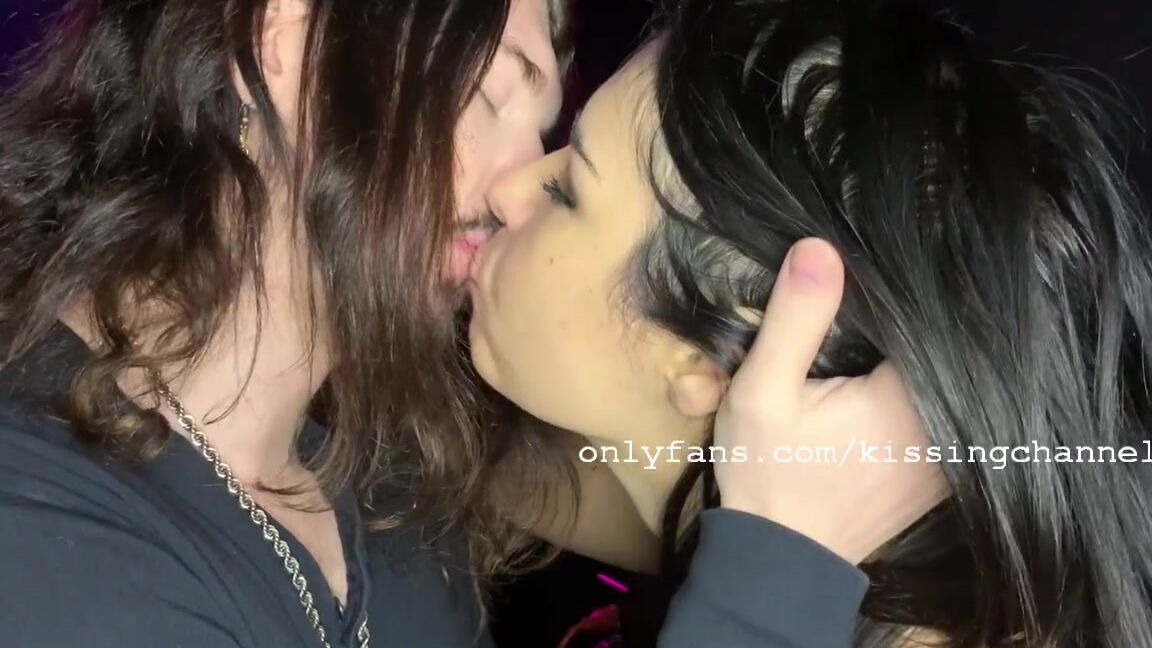 Kissingchannel Nicknamed Kissingchannel 01 18 2022 Onlyfans Video Mikael And Lisa