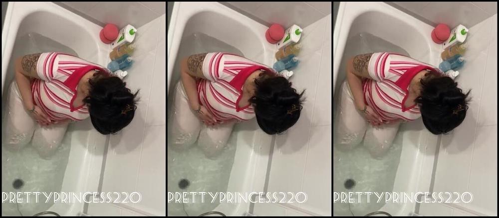 Prettyprincess220 02 23 2023 Onlyfans Video Farts But Wetness Dont Exist Im Wearing Jeans Leggings In The Bathtub Full Of Water