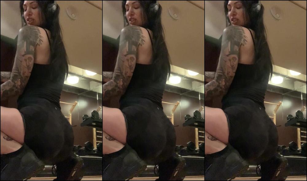 Damazonia Getting Stronger So I Can Make Any Man Feel Weak In My Presence Your Purpose To Please M