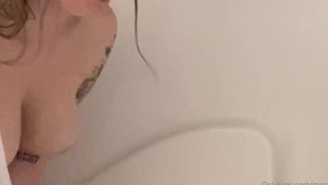 Miss Cassi Nicknamed Misscassi Onlyfans French Maid