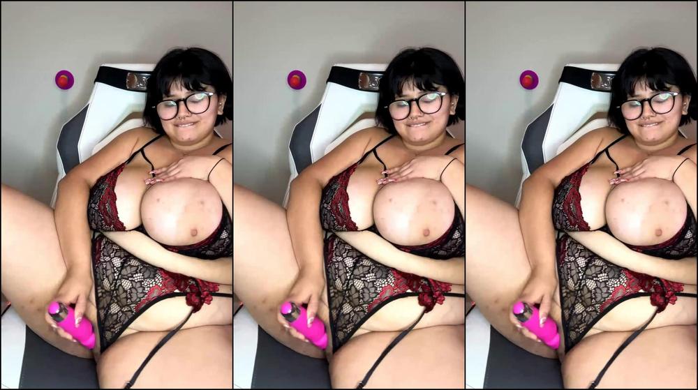 Jokaphotos 2674508337 11 10 2022 Livestream Test Making Sure Camera And Audio Are Okay Are We Into This Do Y All Want To