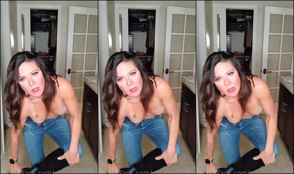 Mrspoindexter My Nipples Love You Got My Shopping Done Some Milf Estates Stuff On Thursday And Po