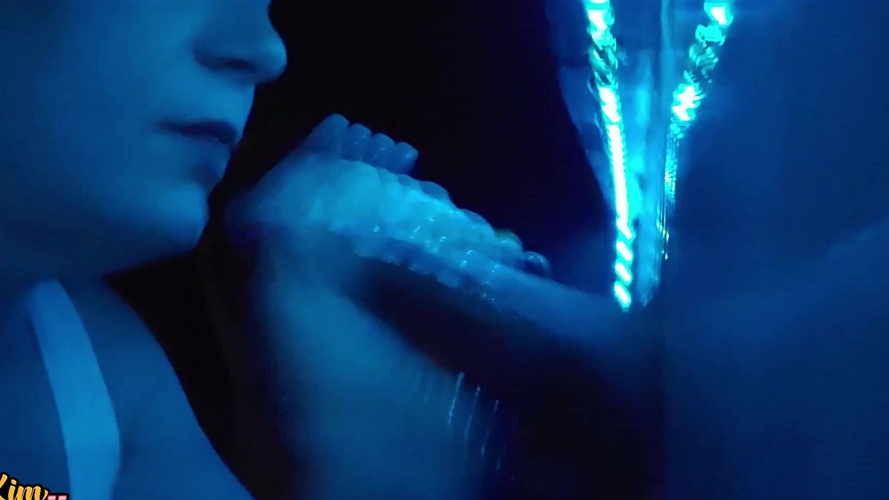 Gloryhole,Cum Swallowers,Deepthroat,Interracial,Swallowing / Drooling kimswallows gloryhole club suck off with friends ManyVids