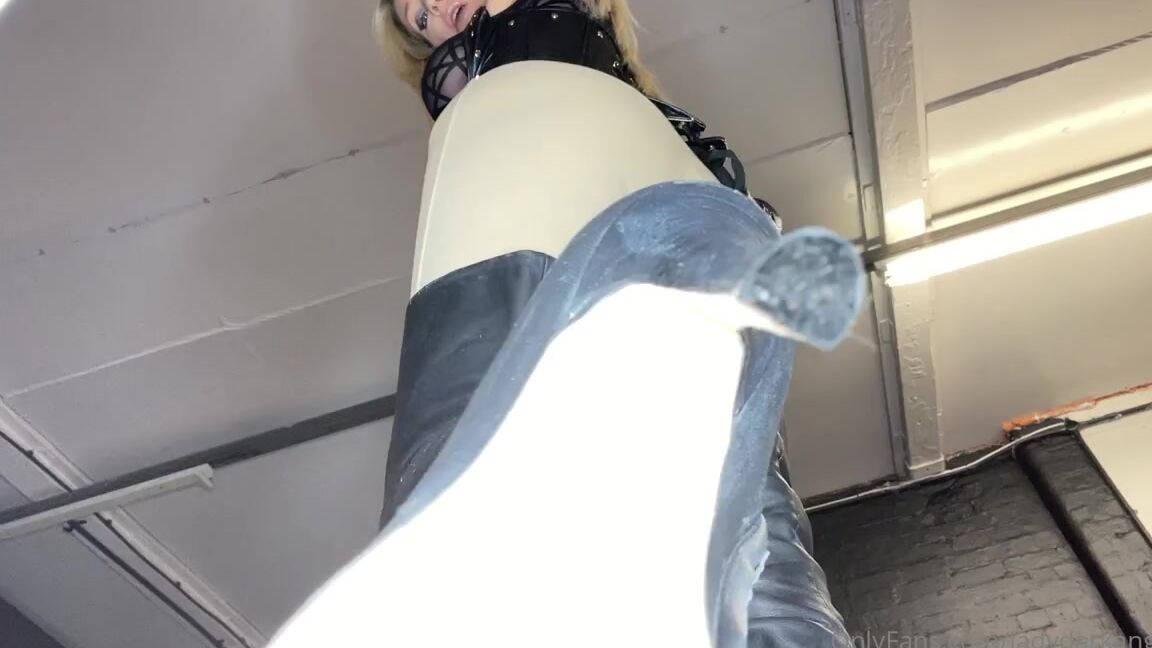 Ladydarkangeluk Onlyfans Worship My Boots