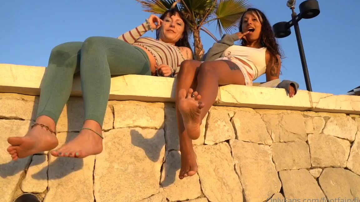 Freakyfjondaxxx Onlyfans Tip If You Would Like To Get Teased By Us In Public Like This We Definitely Would Butterflystarfee