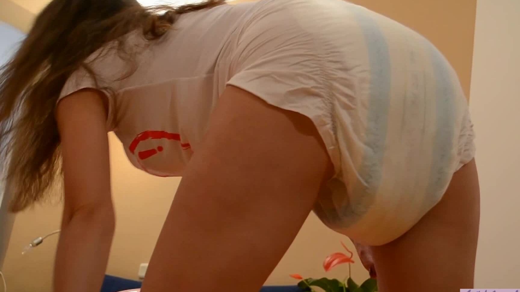 Anjee Lowe Incontinence At Loose