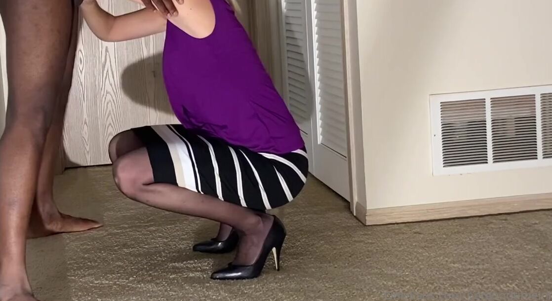 Hergoodtimeinheels Nicknamed Hergoodtimeinheels Onlyfans Message Me For Longer Version