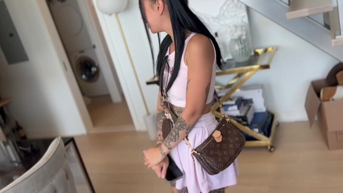 Jessyjonesxxx If You Wanna See What Happens Next You Should Definitely Check Your Personal Messages And