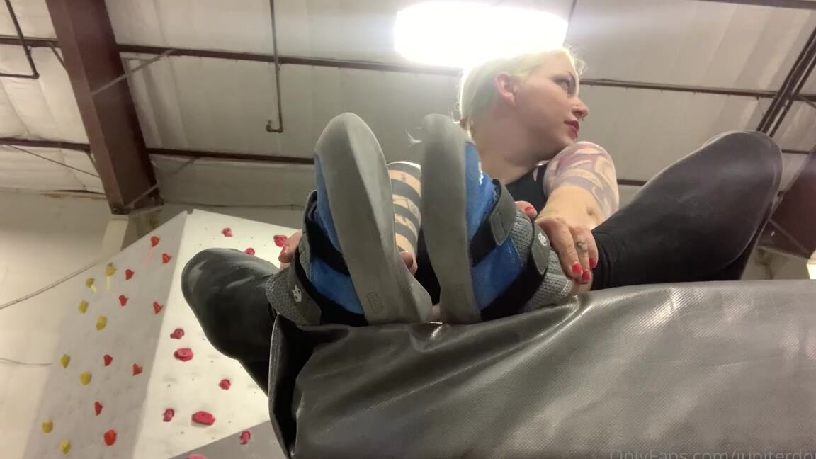 Jupiter Domina Nicknamed Jupiterdomina Onlyfans I Went Bouldering For The First Time With Pi Last Night You Would Not Beliiiiieeve How