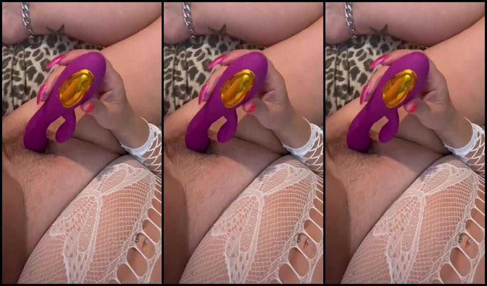 Killersexyfeets Nicknamed Killerkell Onlyfans This Is Me After I Ve Received Gifts And Taken Sexy Photos