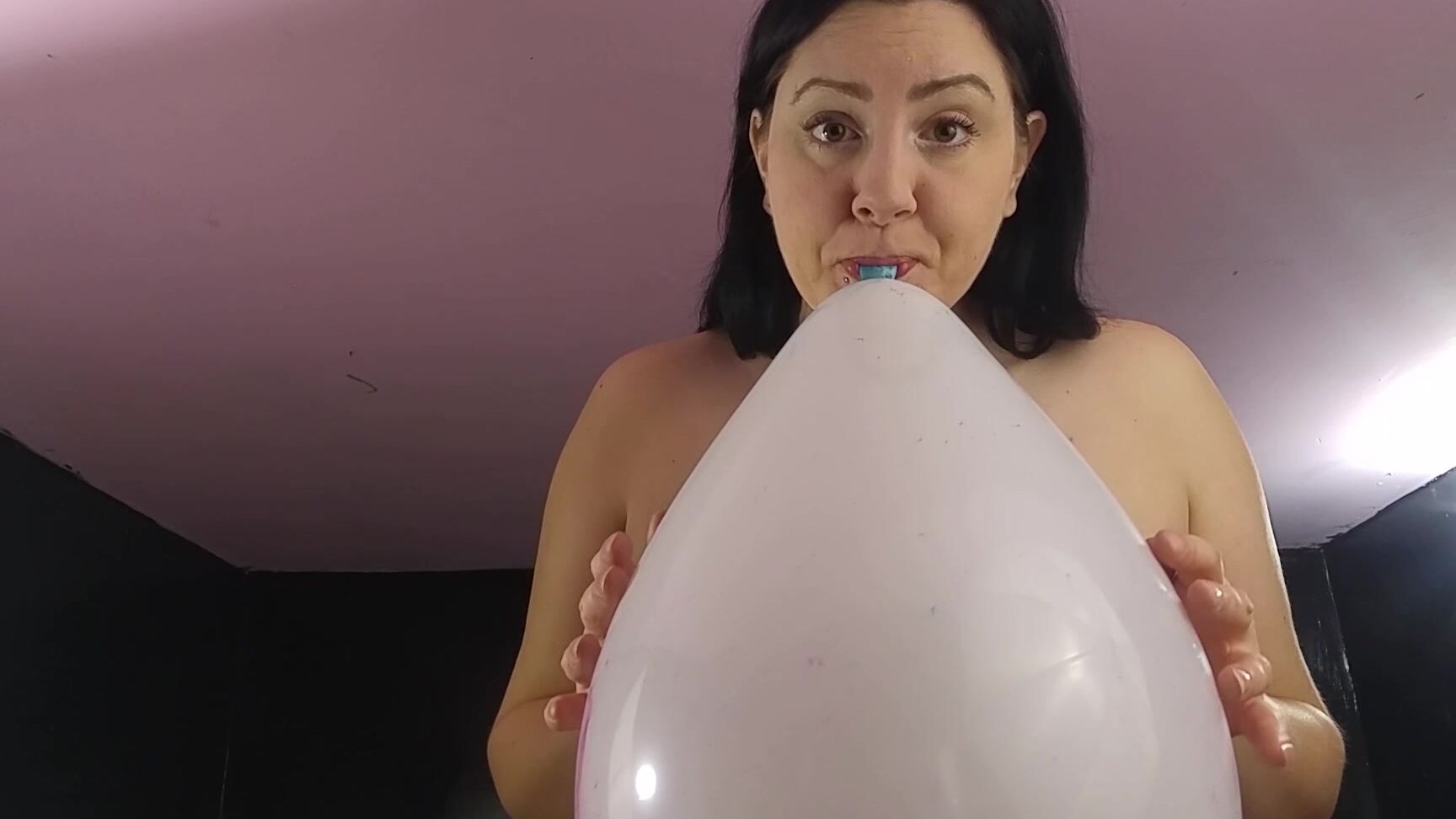 Booty U Blow To Pop Colorful Balloons