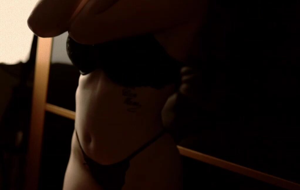 Valentine B 9104398 Video