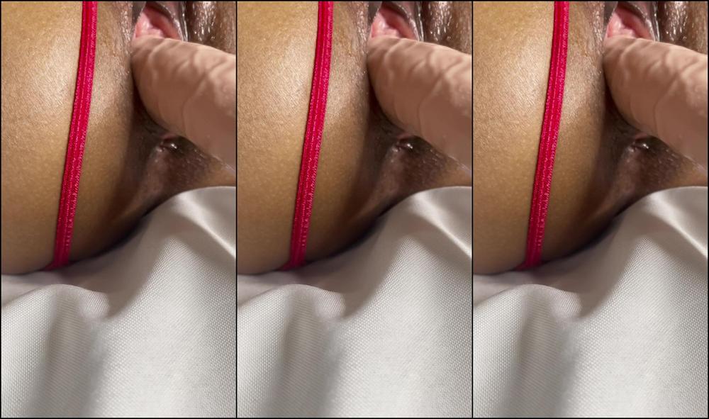 Foxxpink Missionary With My Fuck Machine Vibe