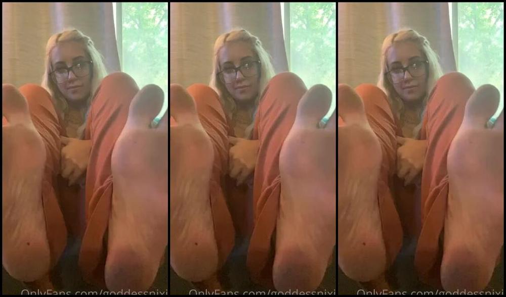 Goddess Nixie Nicknamed Goddessnixie Onlyfans I Need More Michigan Submissives That Will Come Lick My Soles Clean