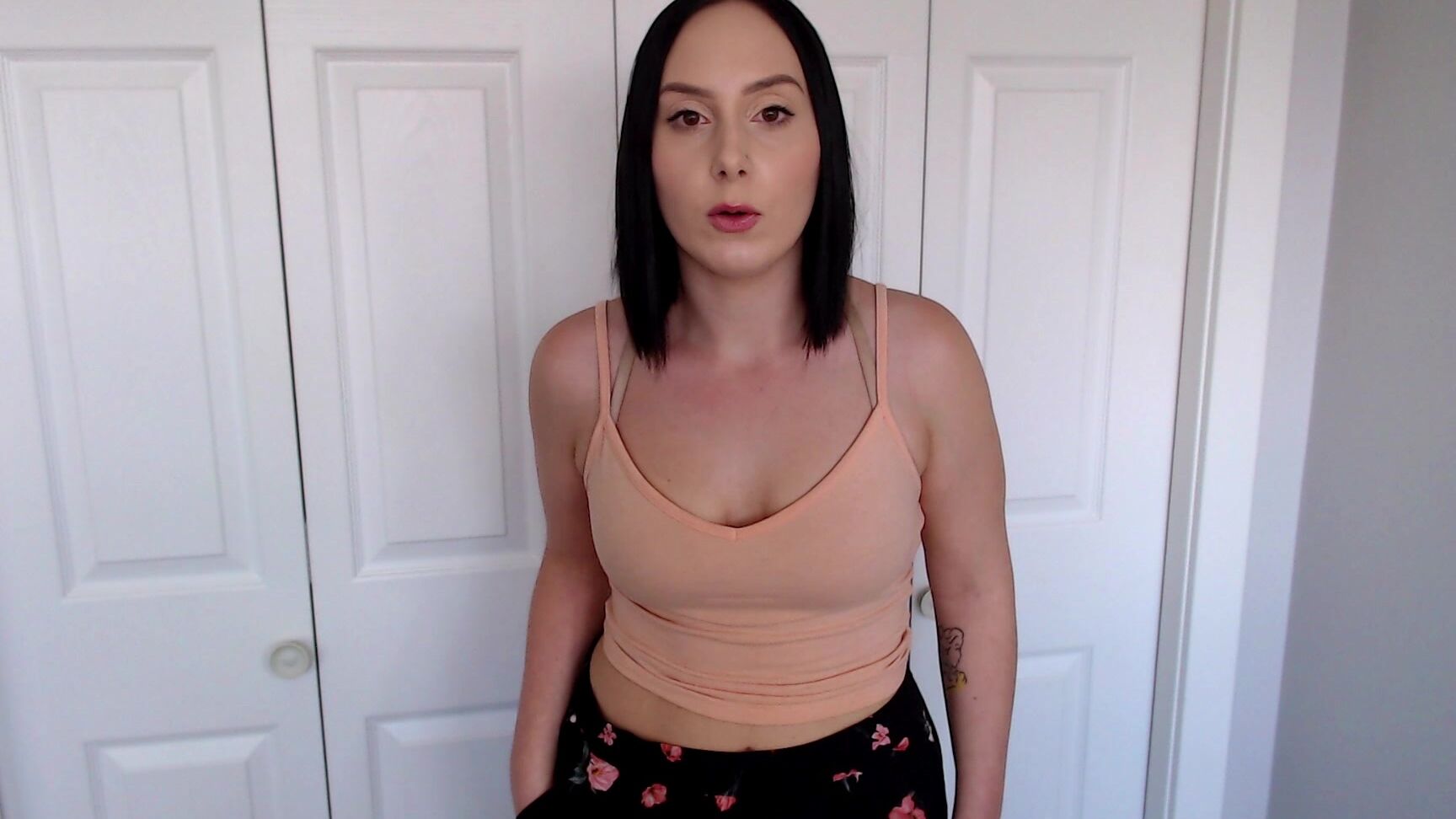 Goddess Arielle Babysitter Gets A Raise ManyVids