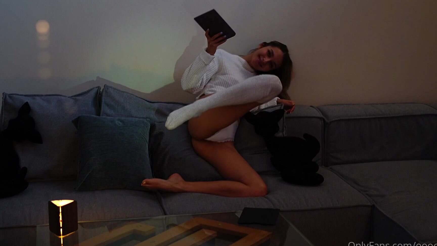 eva oops eb751270-ff70-4450-892d-3c3a5681f681 Web Cam