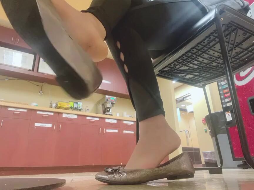 Snowpriness Onlyfans Did You Just Follow My To My Lunch At Work