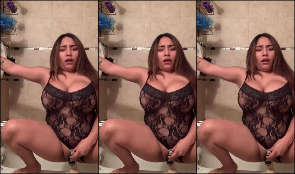 Ripfez 104881750 12 15 2019 Looked Super Cute Today