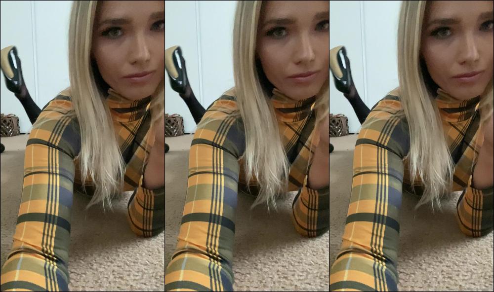 Worshipamber Heel Stocking Play