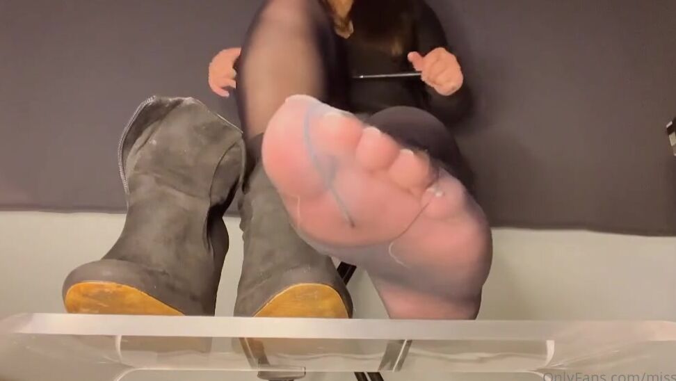 Goddessjvu Onlyfans Friend Turned Into Slave My Last Video In White Toes For Now We Ve Been