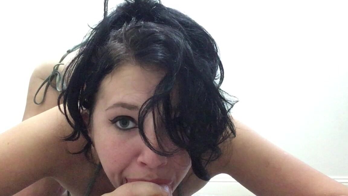 Lounicorn Bikini Dildo Bj