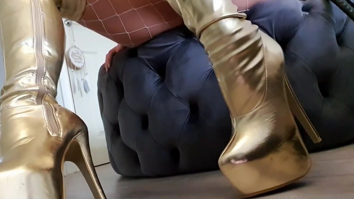 Miss Evie Lock Nicknamed Missevielock Onlyfans It Makes My Pussy So Wet Knowing Youre So Turned On And Weak