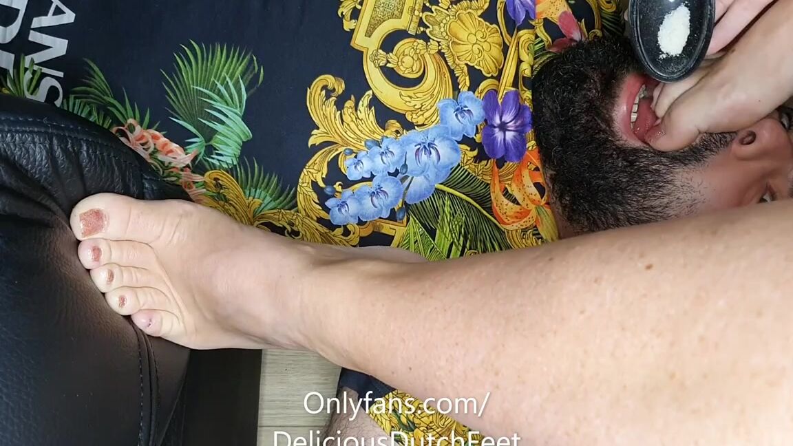 Deliciousdutchfeet Nicknamed Deliciousdutchfeet Onlyfans He Was So Hungry Feetdust Eating Vid If Its Not Your Thing Dont Watch It If You Are Hungry Orde