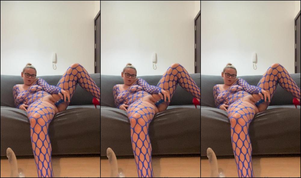 "Tiffanybabe01" toys, dildo fucking, orgasms, pussy play, dildo riding THREE TIMES THE FUN XXX manyvids