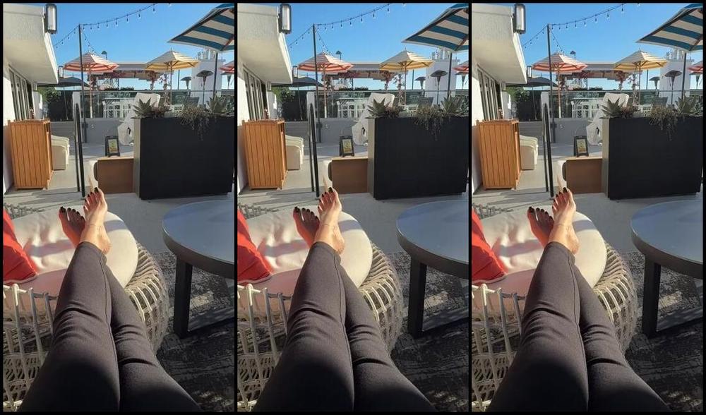 Goddess Pussyfoot Aka Goddesspussyfoot 03 12 2025 Onlyfans Video Relaxing In The Sun With My Feet Up Again Today Like I Deserve Wouldnt You Love