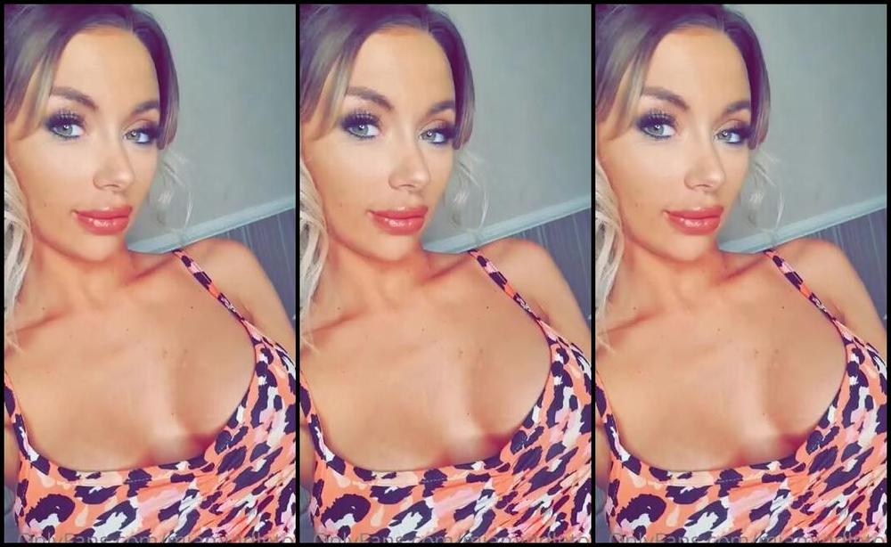 Mia Middleton Nicknamed Miamiddleton Onlyfans Girlgirl French Kiss Anybody Who Wants To Add To The Current Kissing Time Of 030Seconds