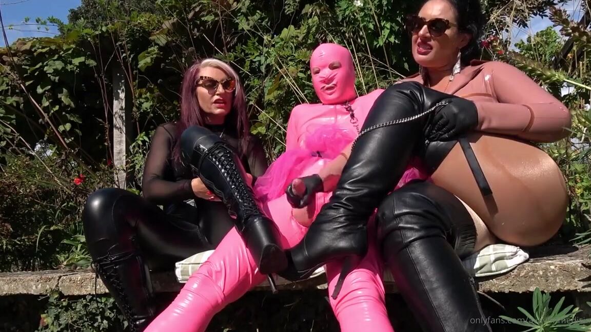 Mistress Ava Von Medisin Aka Avavonmedisin Onlyfans Forced Ejaculation Poodle Licks Up His Puddle Only On My Onlyfans Page