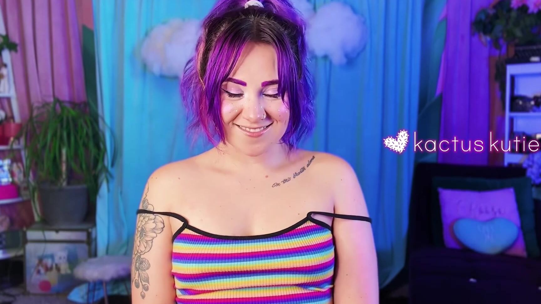 "kactuskutie" Countdown, Cum Countdown, Countdown Joi, Pee, Piss, Pissing, Holding Pee, Male Pee Holding, Cleavage Joi, Cleavage Tease, Tattoo Girl, Piss Kink, Pee Desperation, Piss Desperation, Pee Holding, Clothed, Suggest kactuskutie pee countdown