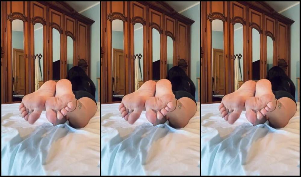 Sofia Ana Infinity Aka Infinityazzurra Foot Fetish 07 25 2023 Onlyfans Video E Niente Oggi Avevo Proprio Voglia Di Fare Un Reverse Footjob