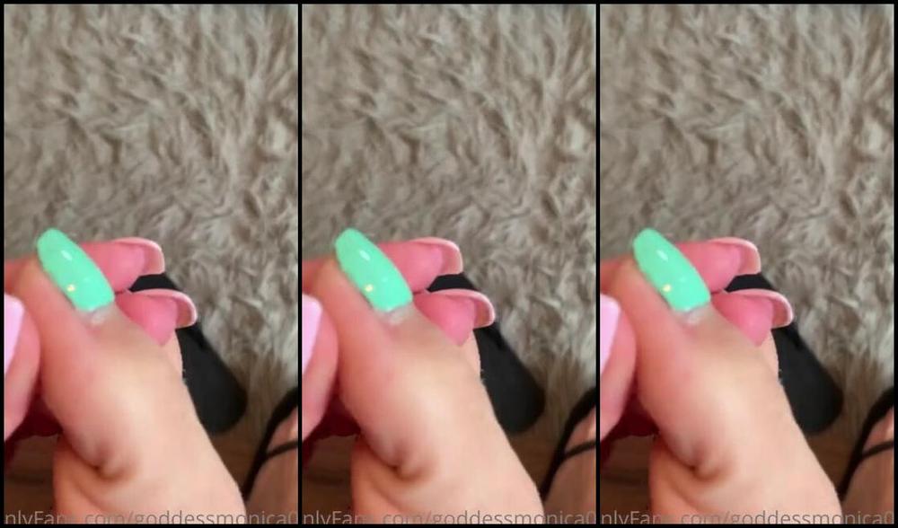 Goddessmonica00W Onlyfans Auntie Wants You To Suck On That Big Toep