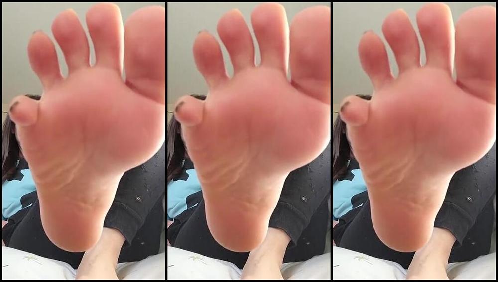 Crystal Paris Nicknamed One Lonely Foot 12 30 2024 Onlyfans Video Smell With Me