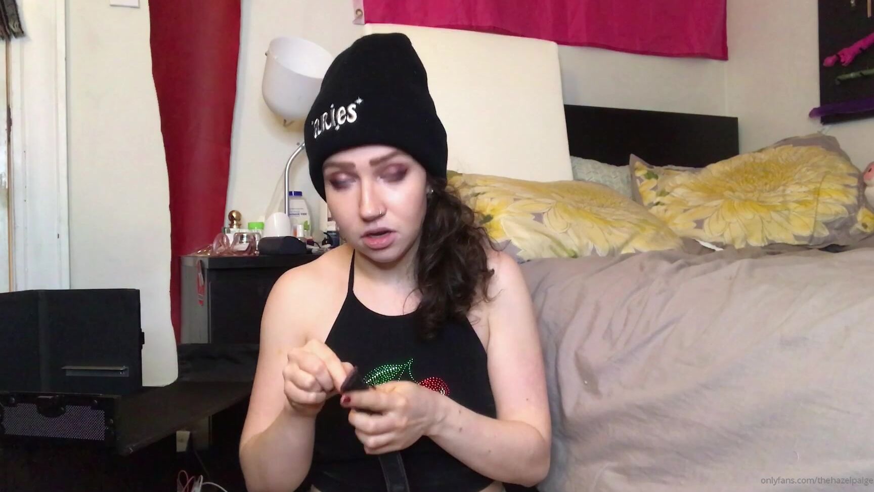 thehazelpaige-14-12-2019-104594610-i-m-actually-pretty-nervous-to-post-this-video-so-let-me-know-if-you-enjoy-it