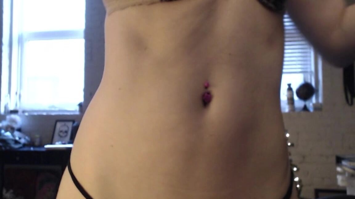 Bbjademoon Emo Girl Shows Off Her Ass While Trying On Yoga Pants For You Throwback Custom Video