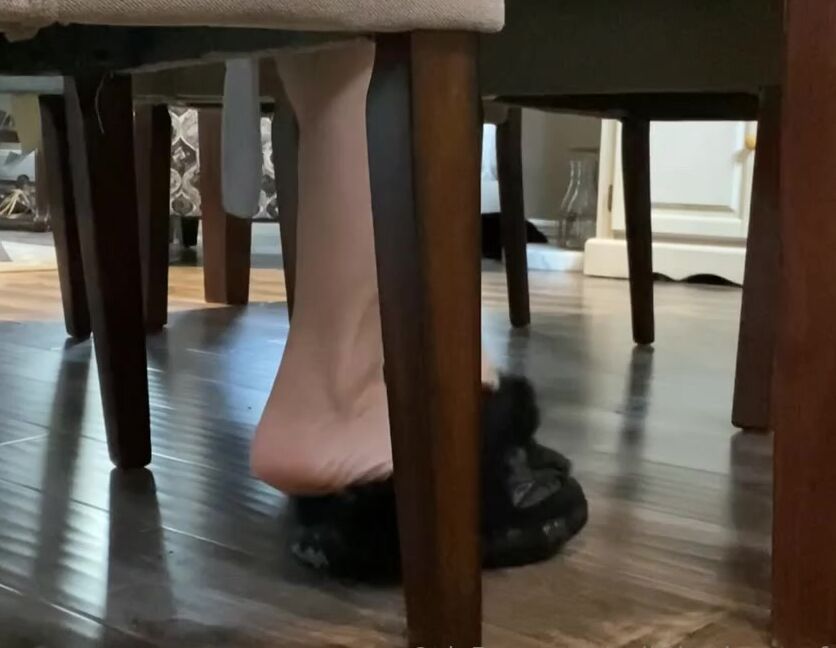 Lezlyan Nicknamed La Little Dancer Feet Onlyfans I Will Allow You To Have A Taste Of Desert While I Eat My Breakfast