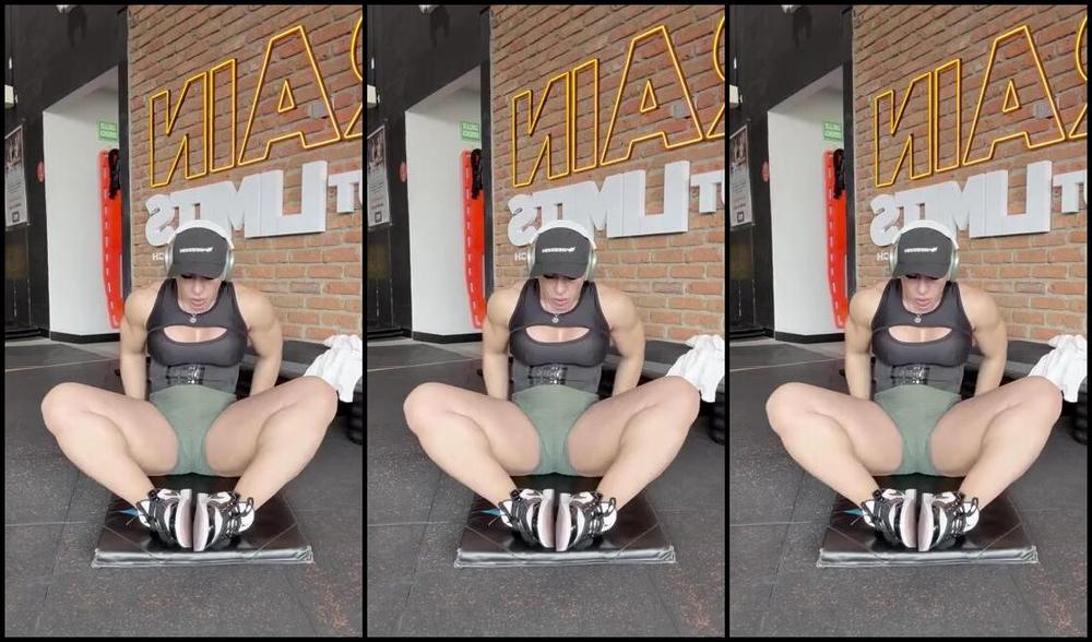 Quadsgoddess Nicknamed Quadsgoddess 01 06 2025 Onlyfans Video Body Stretches Before I Start With My Hardcore Workout