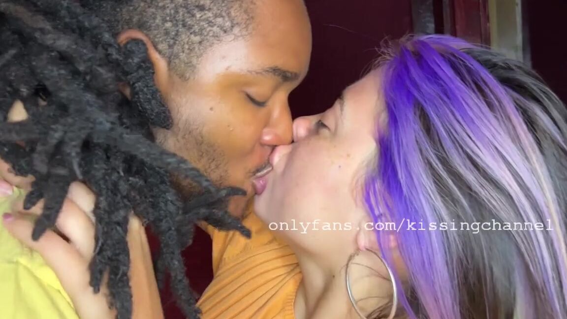 Kissingchannel Nicknamed Kissingchannel 08 13 2022 Onlyfans Video Brannigan And Tabitha Kissing