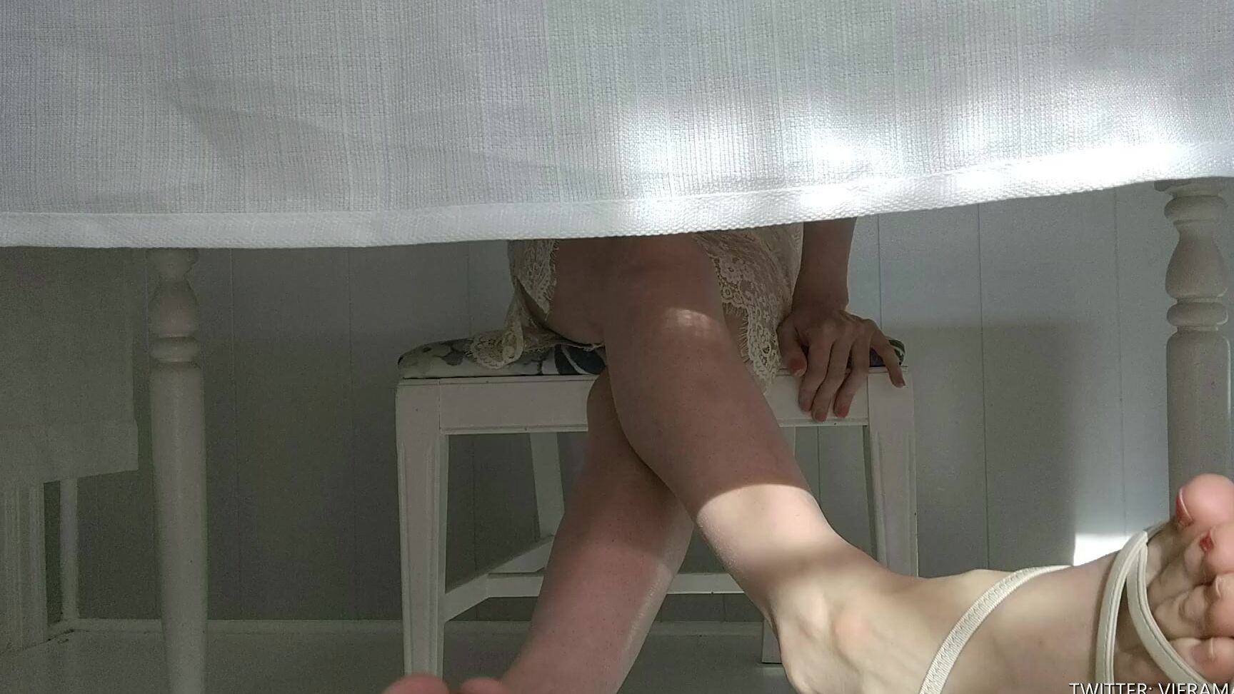 Vieramayxxx You Cum On My Feet Under The Table Sfw