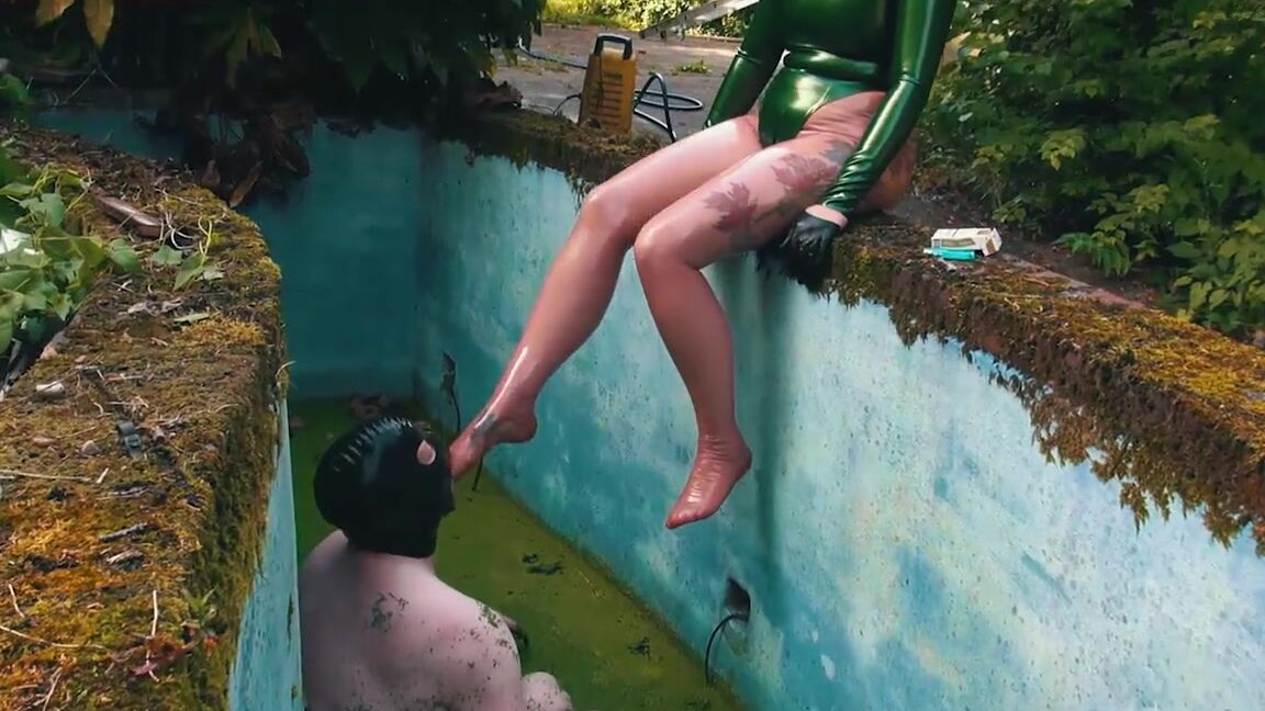 Dominatrix Mistress Evilyne msevilyne 104 OnlyFans