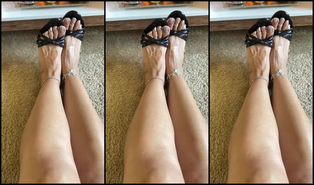 Sexyfeet47 Onlyfans Happy Saturday Full 10 Mins Clip Is Available Dm If You Re Interested Sexy Legs Soles Long To