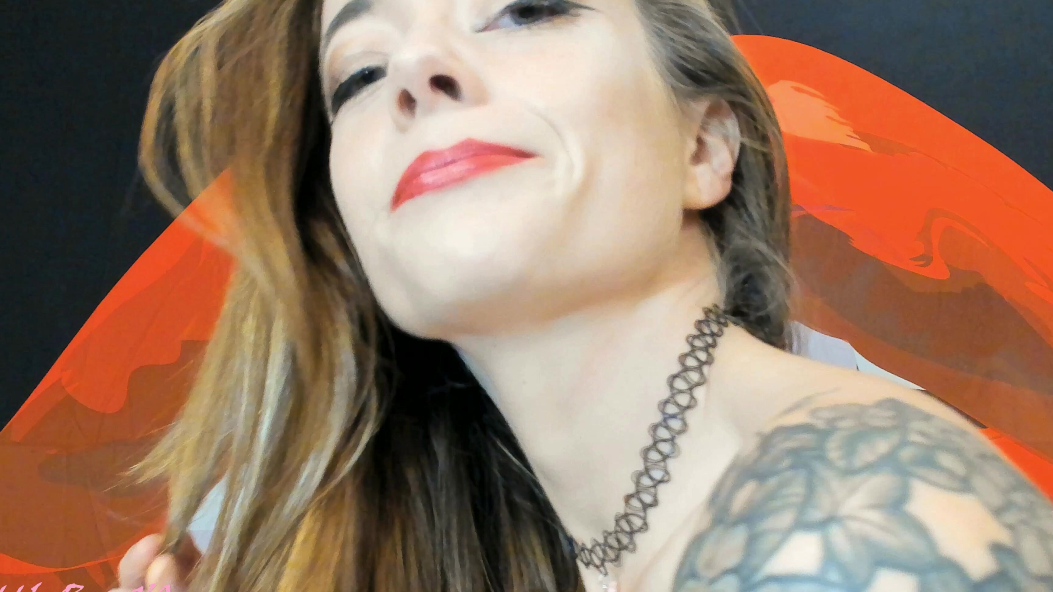 Riley Cyriis Gentle Giantess Teases Two Inch Man