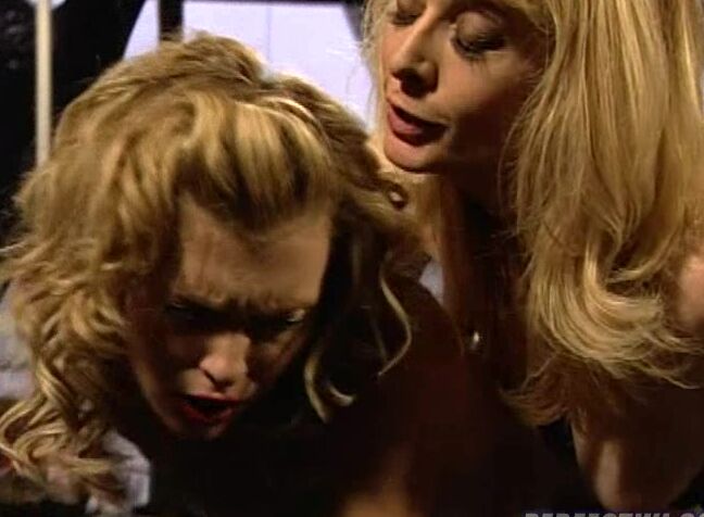 lezdom, strapon, fucking machine, latex, spanking, all girls, bondage Nina Hartley's Private Sessions 20 Bizarre
