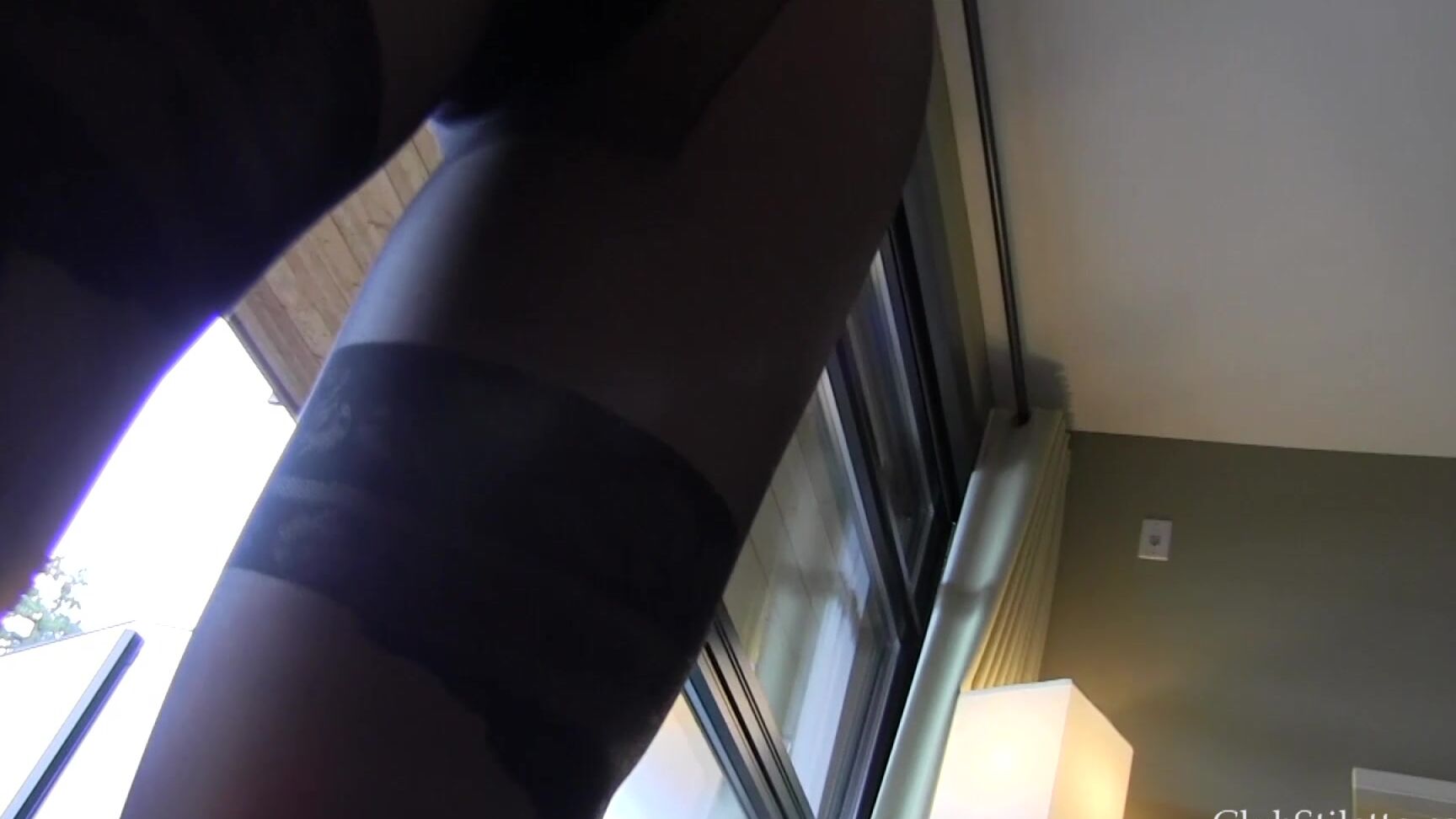 Club Stiletto - Pantyhose And Pee ClubStiletto