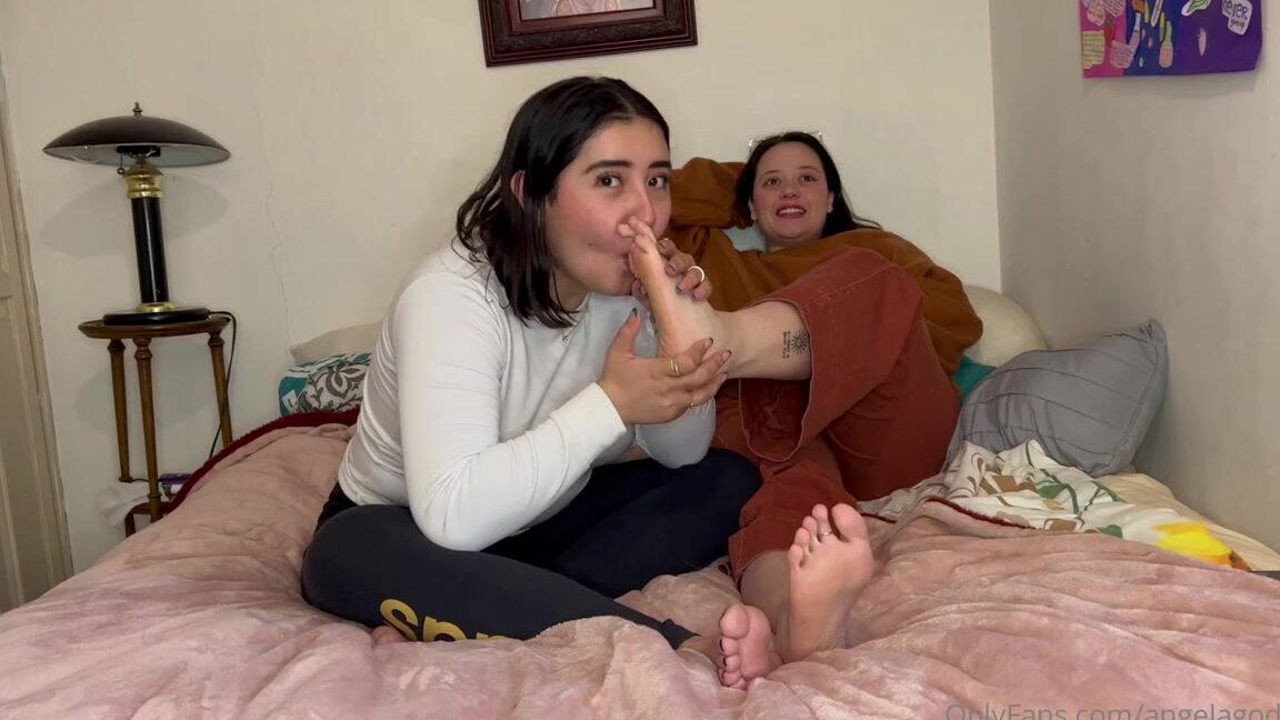 Goddess Angela Aka Goddessangelamx Onlyfans Worship Session With Sophie 530 Min Emmaursweetheart