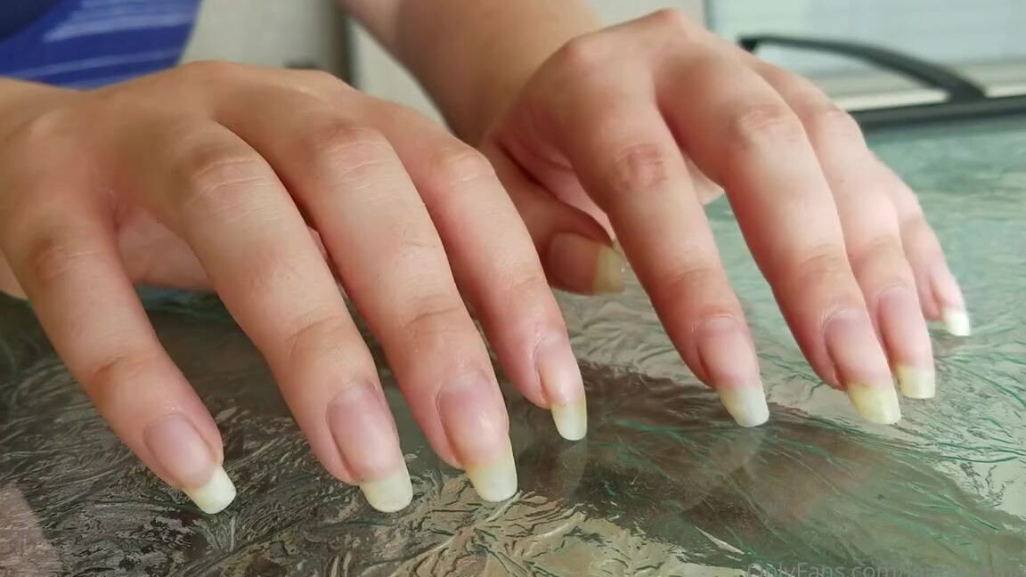 Lalalaura Nicknamed Lauras Kingdom 06 22 2020 Onlyfans Video Knicole Glass Tapping