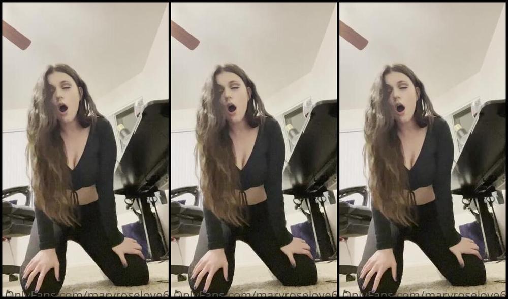 Mary Rose Love Nicknamed Maryroselove69 Onlyfans I Took This Mild Video While Warming Up My Burps And Preparing For A Video The