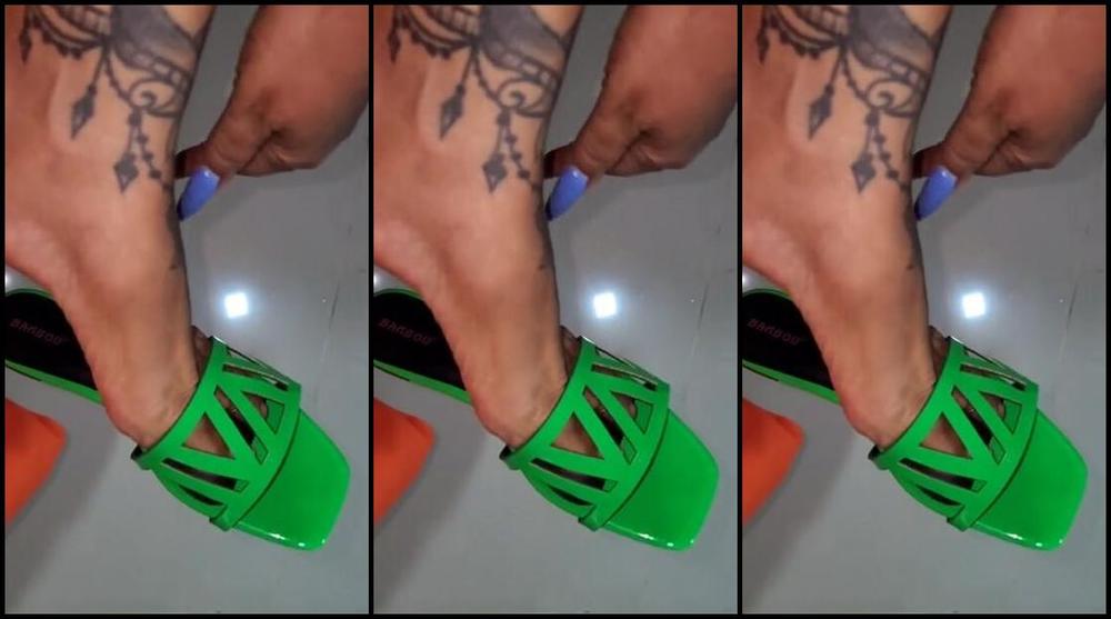 Meryann Aka Solesqueenrd Onlyfans Pleasing A Fan Espero Te Gustes